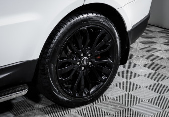 Подержанный автомобиль Land Rover Range Rover Sport 2013 года (15 фото)