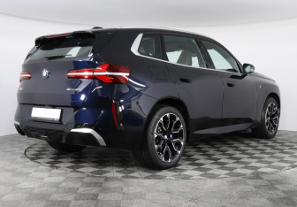 Новый BMW X3 2025 (2 фото)