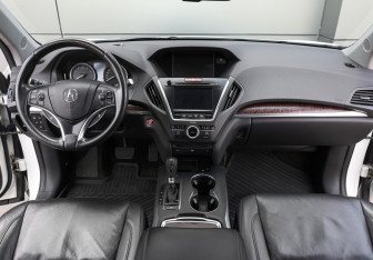 Подержанный автомобиль Acura MDX 2014 года (13 фото)