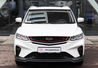 Подержанный автомобиль Geely Coolray 2020 года (2 фото)