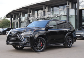 Подержанный автомобиль Lexus LX 2019 года (26 фото)