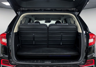Подержанный автомобиль SsangYong Rexton 2018 года (15 фото)