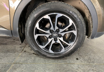 Подержанный автомобиль Renault Arkana 2019 года (19 фото)