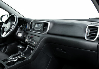 Подержанный автомобиль Kia Sportage 2021 года (9 фото)