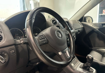 Подержанный автомобиль Volkswagen Tiguan 2013 года (13 фото)