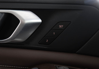 Новый BMW X5 2025 (20 фото)