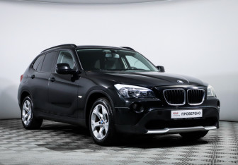 Подержанный автомобиль BMW X1 2010 года (3 фото)