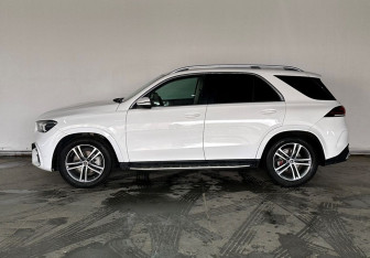 Подержанный автомобиль Mercedes-Benz GLE 2020 года (8 фото)