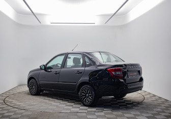 Подержанный автомобиль LADA (ВАЗ) Granta Sedan 2024 года (7 фото)