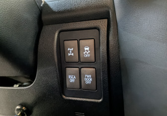 Подержанный автомобиль Lexus LX 2010 года (28 фото)