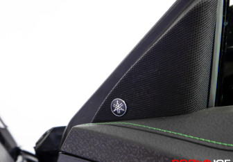 Подержанный автомобиль Zeekr 001 2023 года (17 фото)