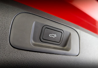 Подержанный автомобиль Geely Coolray 2024 года (26 фото)