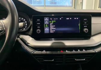 Подержанный автомобиль Skoda Octavia Liftback 2020 года (16 фото)