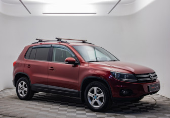 Подержанный автомобиль Volkswagen Tiguan 2012 года (3 фото)