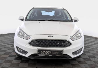 Подержанный автомобиль Ford Focus Hatchback 2018 года (2 фото)