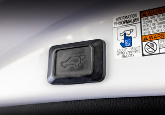 Подержанный автомобиль Toyota RAV4 2019 года (27 фото)