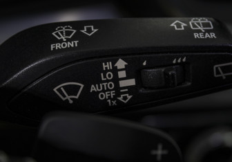 Подержанный автомобиль Audi Q5 2017 года (21 фото)