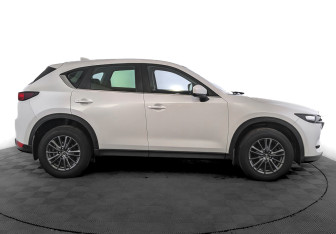 Подержанный автомобиль Mazda CX-5 2020 года (4 фото)
