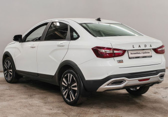 Подержанный автомобиль LADA (ВАЗ) Vesta Sedan 2024 года (7 фото)
