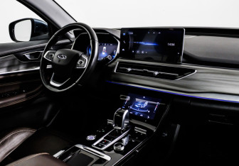 Подержанный автомобиль Chery Tiggo 8 Pro 2021 года (9 фото)