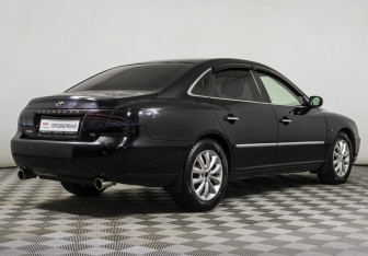 Подержанный автомобиль Hyundai Grandeur 2007 года (5 фото)