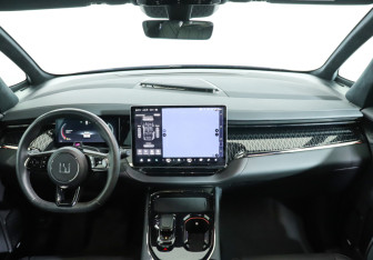 Подержанный автомобиль Zeekr 009 2023 года (12 фото)