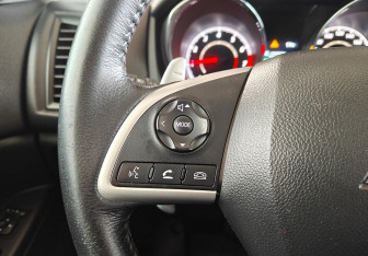 Подержанный автомобиль Mitsubishi ASX 2014 года (14 фото)