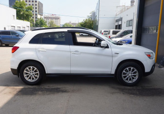 Подержанный автомобиль Mitsubishi ASX 2011 года (4 фото)