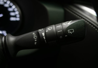 Подержанный автомобиль Toyota Fortuner 2021 года (17 фото)