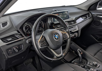 Подержанный автомобиль BMW X2 2020 года (15 фото)
