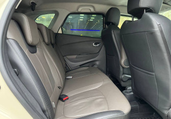 Подержанный автомобиль Renault Kaptur 2019 года (11 фото)