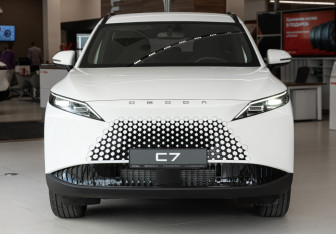 Новый Omoda C7 2025 (2 фото)