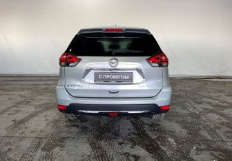 Подержанный автомобиль Nissan X-Trail 2021 года (6 фото)
