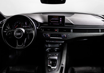 Подержанный автомобиль Audi A5 Liftback 2019 года (11 фото)