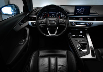 Подержанный автомобиль Audi A4 Sedan 2016 года (9 фото)
