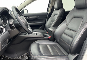Подержанный автомобиль Mazda CX-5 2018 года (10 фото)