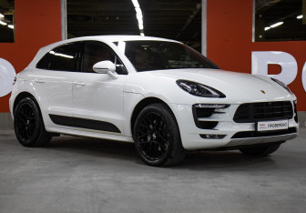 Подержанный автомобиль Porsche Macan 2017 года (3 фото)