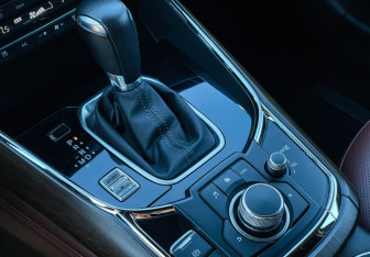 Подержанный автомобиль Mazda CX-9 2019 года (18 фото)