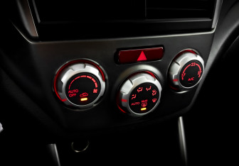 Подержанный автомобиль Subaru Forester Suv 2011 года (27 фото)