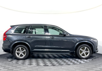 Подержанный автомобиль Volvo XC90 2016 года (4 фото)