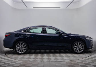 Подержанный автомобиль Mazda 6 Sedan 2023 года (6 фото)