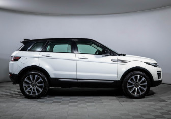 Подержанный автомобиль Land Rover Range Rover Evoque 2017 года (4 фото)