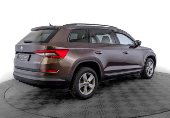 Подержанный автомобиль Skoda Kodiaq 2019 года (5 фото)