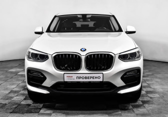 Подержанный автомобиль BMW X4 2018 года (2 фото)