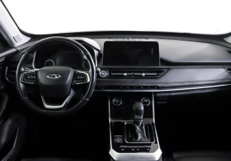 Подержанный автомобиль Chery Tiggo 8 2020 года (12 фото)