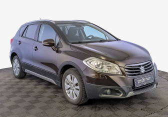 Подержанный автомобиль Suzuki SX4 Hatchback 2014 года (3 фото)
