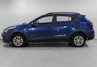 Подержанный автомобиль Kia Rio Hatchback 2021 года (8 фото)
