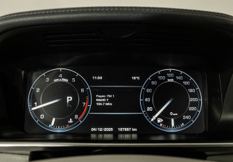 Подержанный автомобиль Land Rover Range Rover 2013 года (11 фото)