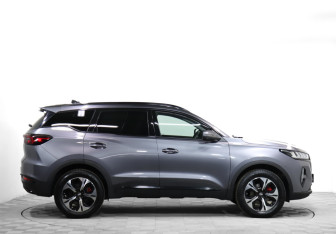 Подержанный автомобиль Chery Tiggo 7 Pro Max 2023 года (4 фото)