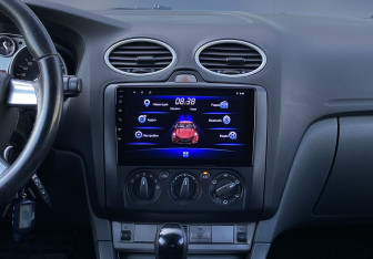 Подержанный автомобиль Ford Focus Hatchback 2008 года (12 фото)